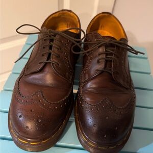 Vintage Dr. Martens Made in England wingtip brogues    UK 6/US 8